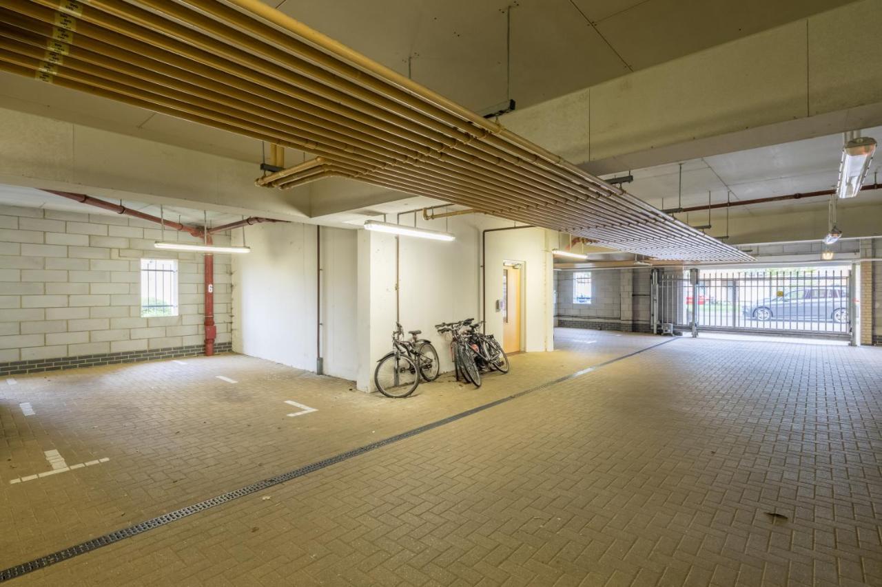 Executive 2Br Apartment Next To Station + Parking CBG Εξωτερικό φωτογραφία